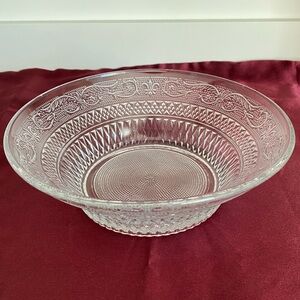 EUC VTG KIG Malaysia Clear Round Decorative Glass Serving Bowl
